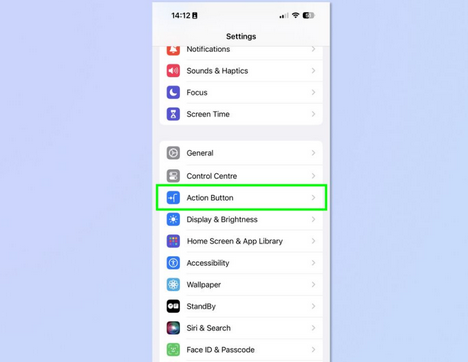 王五镇apple维修支持如何使用iPhone15Action按钮设置翻译